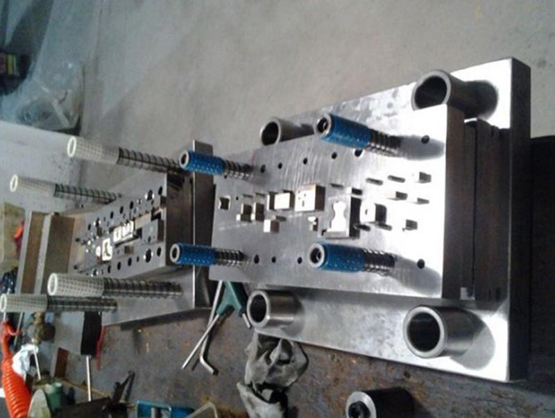 防城模具制造-12